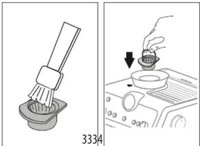 DELONGHI La Specialista Prestigio EC9355.BM - Czyszczenie zaren - 1