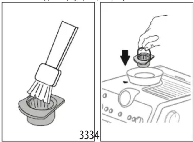 DELONGHI La Specialista Prestigio EC9355.BM - Kaθαρισμος των μύλων - 1