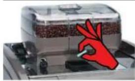 La Cimbali S39 Dolcevita - Group wash with detergent tablet - 4