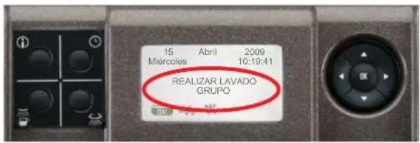 La Cimbali S39 Dolcevita - Lavado grupo con pastilla detergente - 1