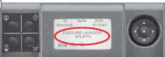 La Cimbali S39 TE - Lavaggio gruppo con pastiglia detergente - 1