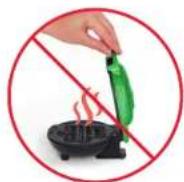 Dash Shamrock Mini DMWC001KG - USING YOUR MINI WAFFLE MAKER - 3