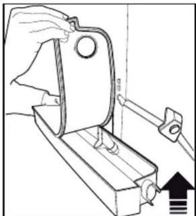BEKO B3RDNE504HXB - Filling the water tank of the water fountain - 4