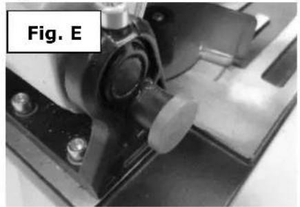 Holzmann MKS 180 - Release the transport lock - 1