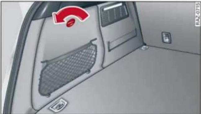 AUDI Q5 (2023) - Déverrouillage d'urgence - 1