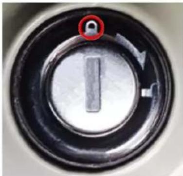 NILOX Acqua Scooter - Insertar / quitar la batería - 3