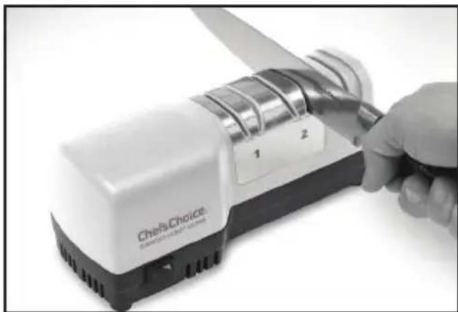 Chef's Choice Diamond Hone Ultra D203 - RESHARPENING THE KNIFE EDGE - 1