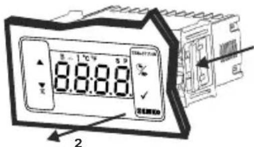 Emko ESM3711HN - Ausbauen aus der Tafel - 1