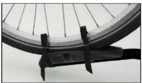 Eufab 11563 - Mounting the bicycles to the rear rack - 2