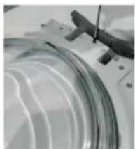 HAIER HWDQ90B416FWBB - Charnière | type 1 OUTILS - clé TORX N°25 - 2