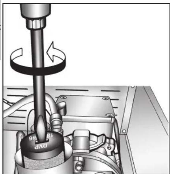 Fulgor Milano FVSD 2900 TC - RELLENADO DE ACEITE Y SUSTITUCION DEL FILTRO DESACEITADOR DE LA BOMBA (EN CASO DE DERRAME DE ACEITE DURANTE EL TRANSPORTE) - 11