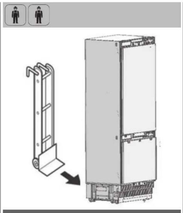 Fulgor Milano FBCD 762 TNF EDBL - Taking the Refrigerator from the Wooden Pallet - 2