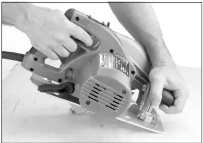 MILWAUKEE 639121 - Cortes interiores - 1