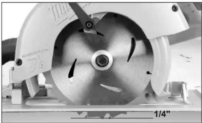 MILWAUKEE 639121 - Adjusting Depth - 2