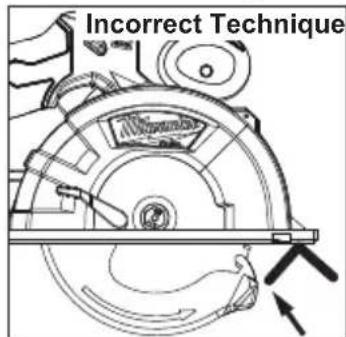 MILWAUKEE 278220 - Cutting Angled Materials - 2