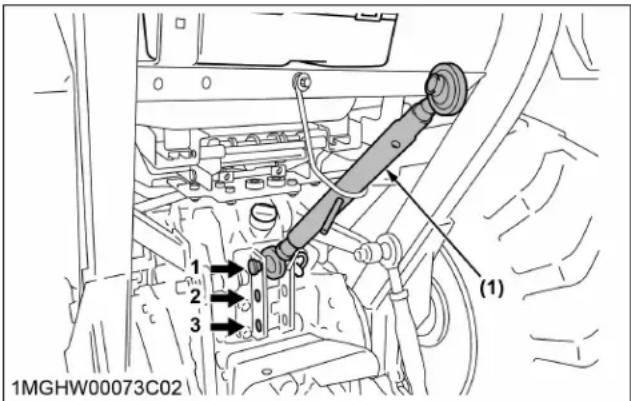 KUBOTA L3902 - Sélection des trous pour le montage du tirant supérieur - 1