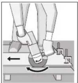 BOSCH GWS 17125 SB Professional - Trennen von Metall - 1