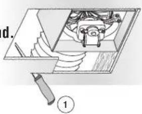 NuTone ChromaComfort - Enlevez l'ancien ventilateur et préparez le plafond - 1
