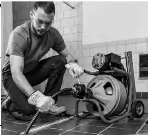 RIDGID K400 - Using Machine with a Front Guide Hose - 1