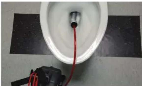 RIDGID SeeSnake nanoReel - Utilizando tubos de guía - 3