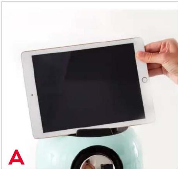 Dash Chef Series Deluxe Digital - USING THE DEVICE STAND - 1