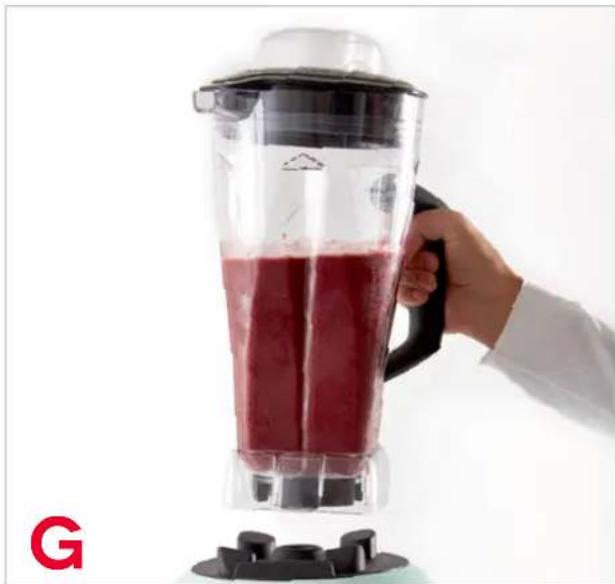 Dash Chef Series Deluxe Digital - USING YOUR DELUXE CHEF SERIES DIGITAL BLENDER - 1