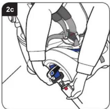 Britax-Römer MultiTech III - Instalación del asiento infantil (orientado hacerás) en un asiento trasero del automóvil - 3