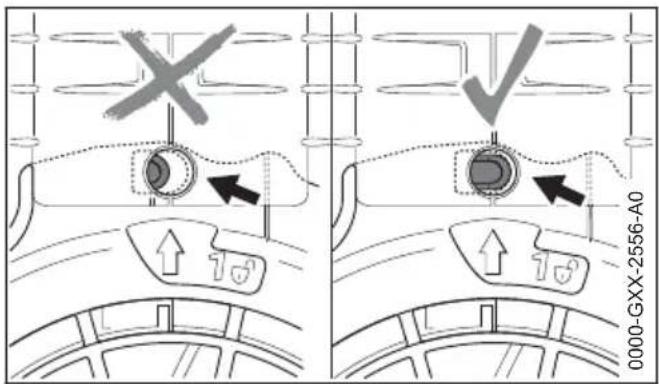 STIHL SHE 71 - Démontage du tube d'aspiration - 3