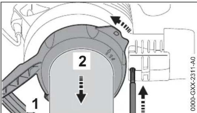 STIHL SHE 71 - Removing the Suction Tube - 1