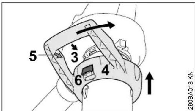 STIHL SHE 71 - Mounting the Suction Tube - 3