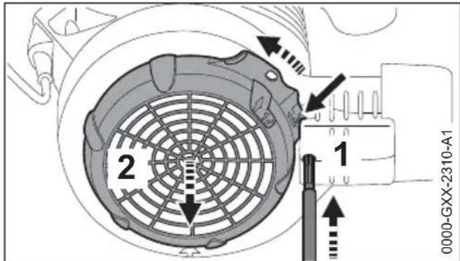 STIHL SHE 71 - Mounting the Suction Tube - 1