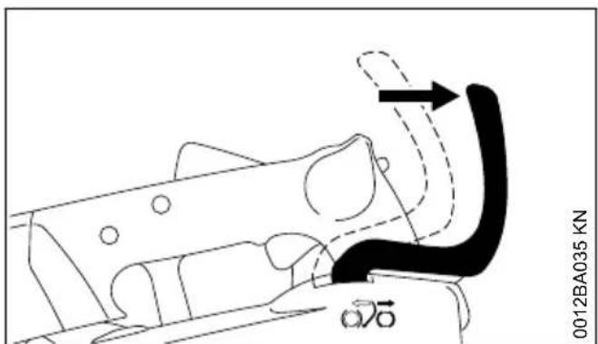 STIHL MS 201 TCM - Bloccaggio della catena - 1