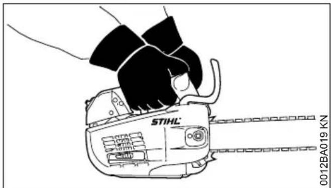 STIHL MS 201 TCM - Wahrend der Arbeit - 1