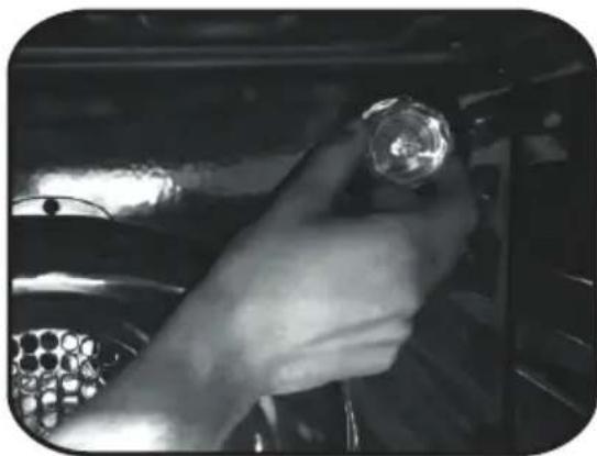 ROSIERES RFC3O5978IN - CHANGING THE BULB - 1