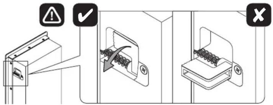 Technical diagram showing three mechanical assembly states with warning symbols and labels in Chinese