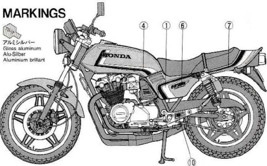 TAMIYA Honda CB750F - 8