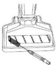 HOOVER HF522STP 011 - Limpieza del cepillo giratorio - 4