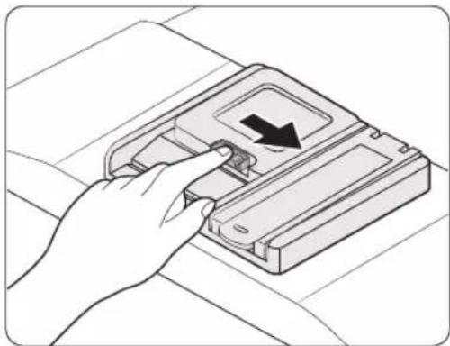 SAMSUNG DW60A8050FB - Remplissage avec du détergent - 1
