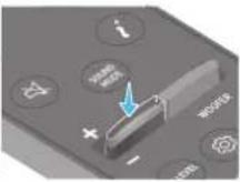 SAMSUNG HWQ935B - Indsættelse af batterier før brug af fjernbetjeningen (2 stk. AAA-batterier) - 16