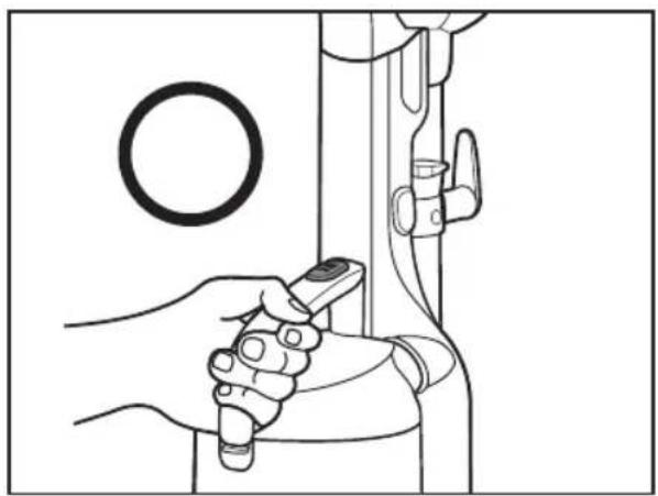SAMSUNG SU12F70SD - Utilisation de la poignée de l'aspirateur (la poignée du réservoir de poussière) - 1