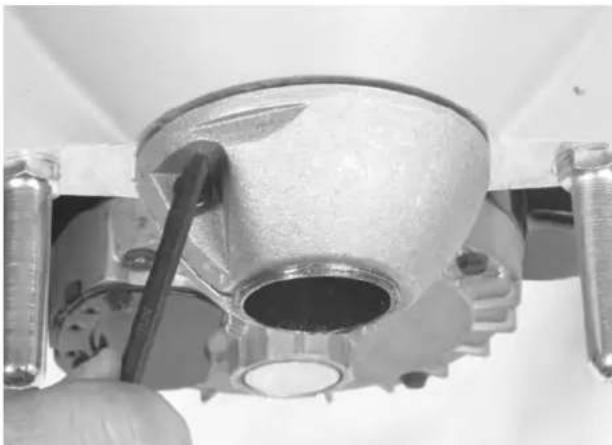 RIDGID K1500SPB - Removing Clutch End Play - 1