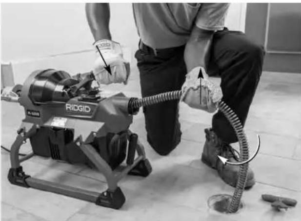 RIDGID K5208 - Retrieving The Cable - 1
