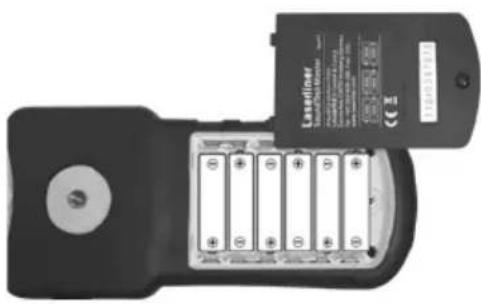 Laserliner SoundTestMaster - Lägga i batteriet - 1
