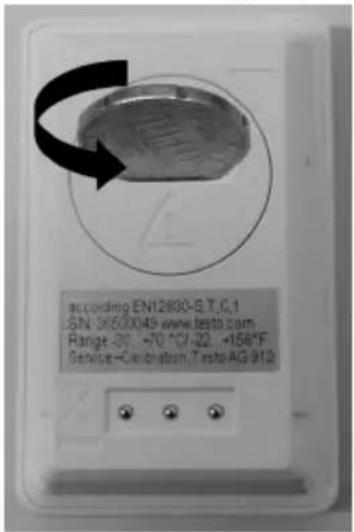 Testo 174T - Mettre les piles en place - 1