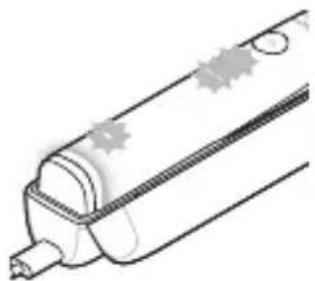 PHILIPS Sonicare 9900 Prestige HX9990 - Charging with the travel case - 3