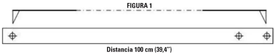 GRE SF133 - TRACE LAS 4 MARCAS PARA SENALAR LOS 4 POSTES DEL PRIMER PANEL - 1