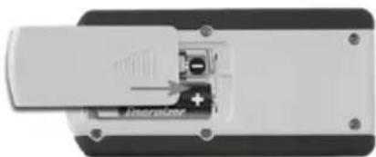 Laserliner Quadrum DigiPlus M350 S - Vložení baterií do dálkového ovládání - 1