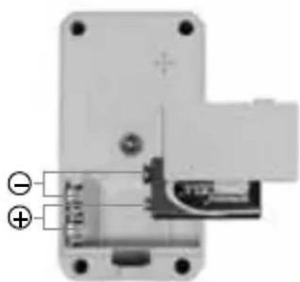 Laserliner RangeXtender 30 Mag - Wkladanie baterii - 1