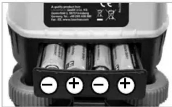 Laserliner SensoCommander - Inserimento delle batterie - 1