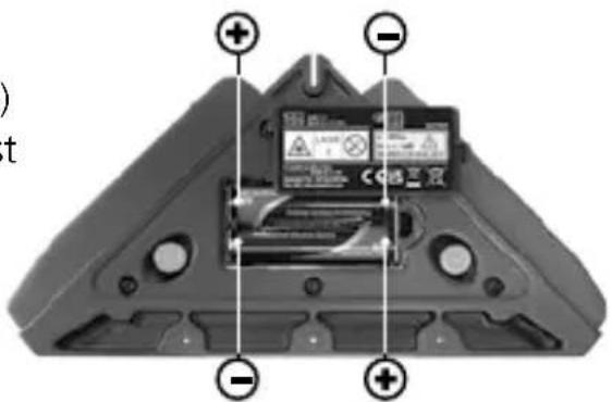 Laserliner SuperSquareLaser 2G Plus - Ilægning af batterier - 1